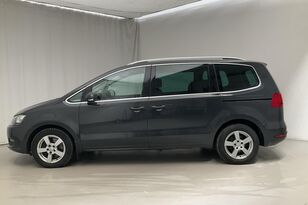 Volkswagen Sharan minivan