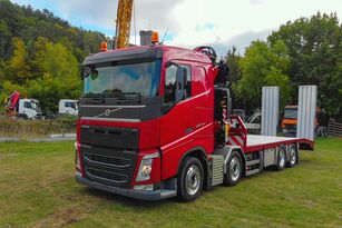 new Volvo car transporter