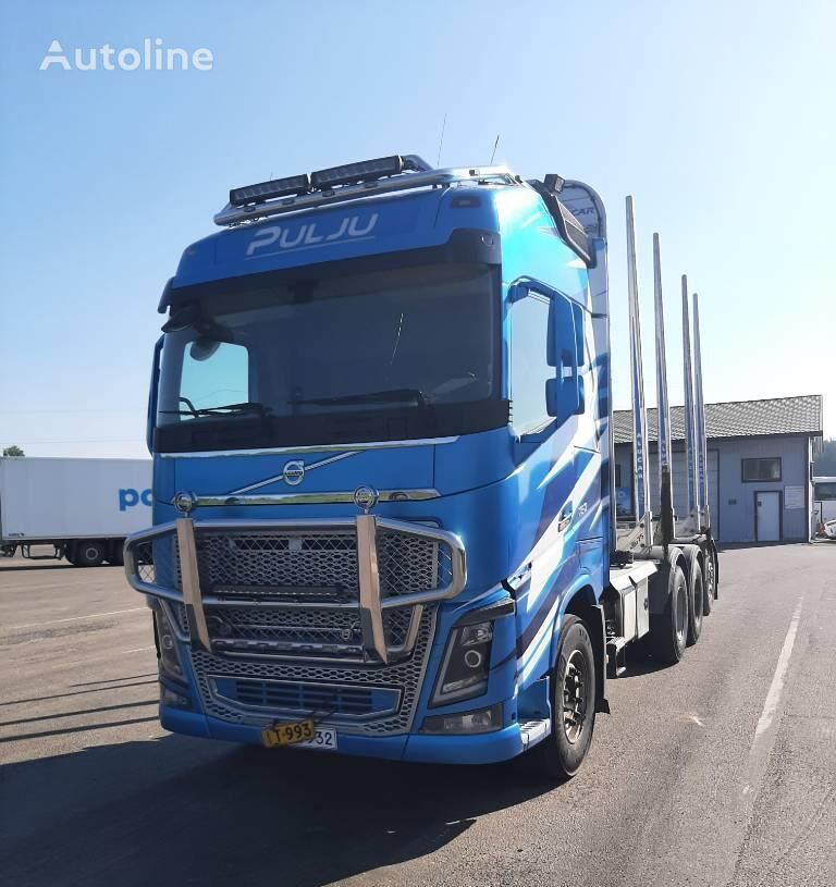 Volvo FH16 chassis truck