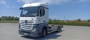 Mercedes-Benz Actros 2543 container chassis