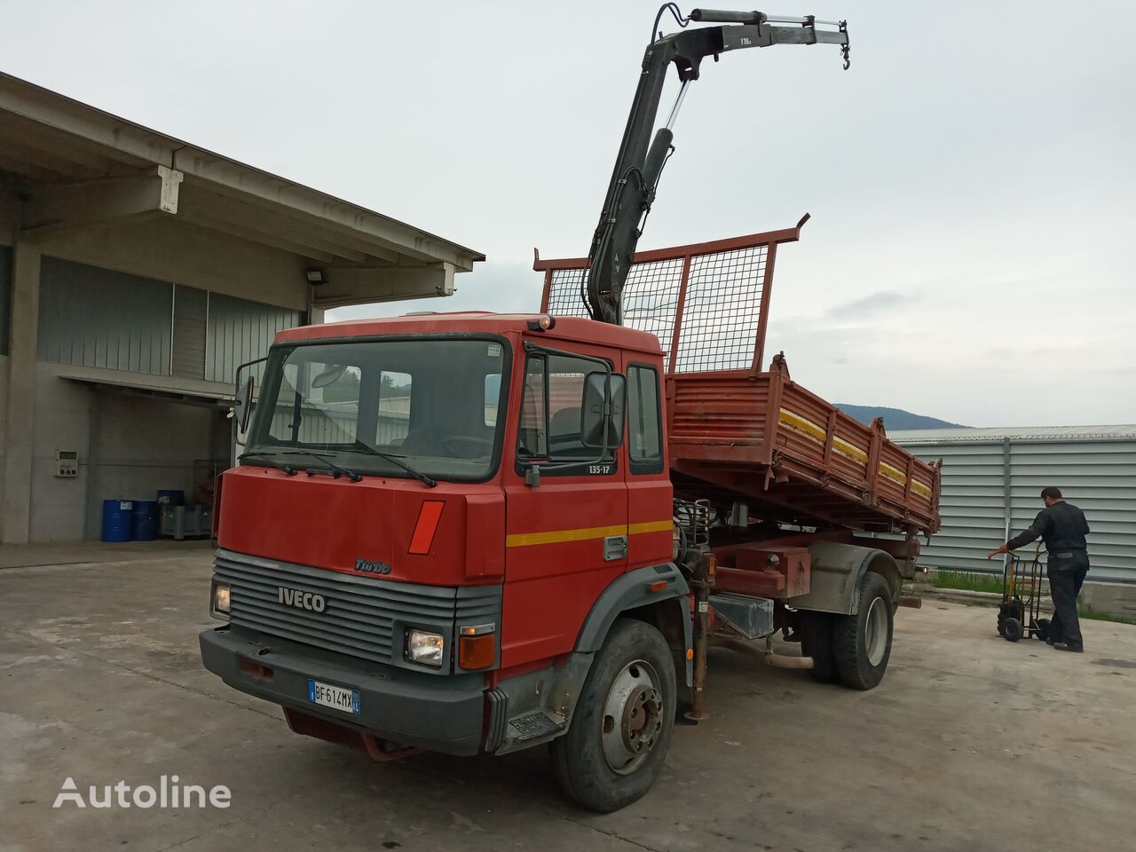 IVECO 135.17K dump truck