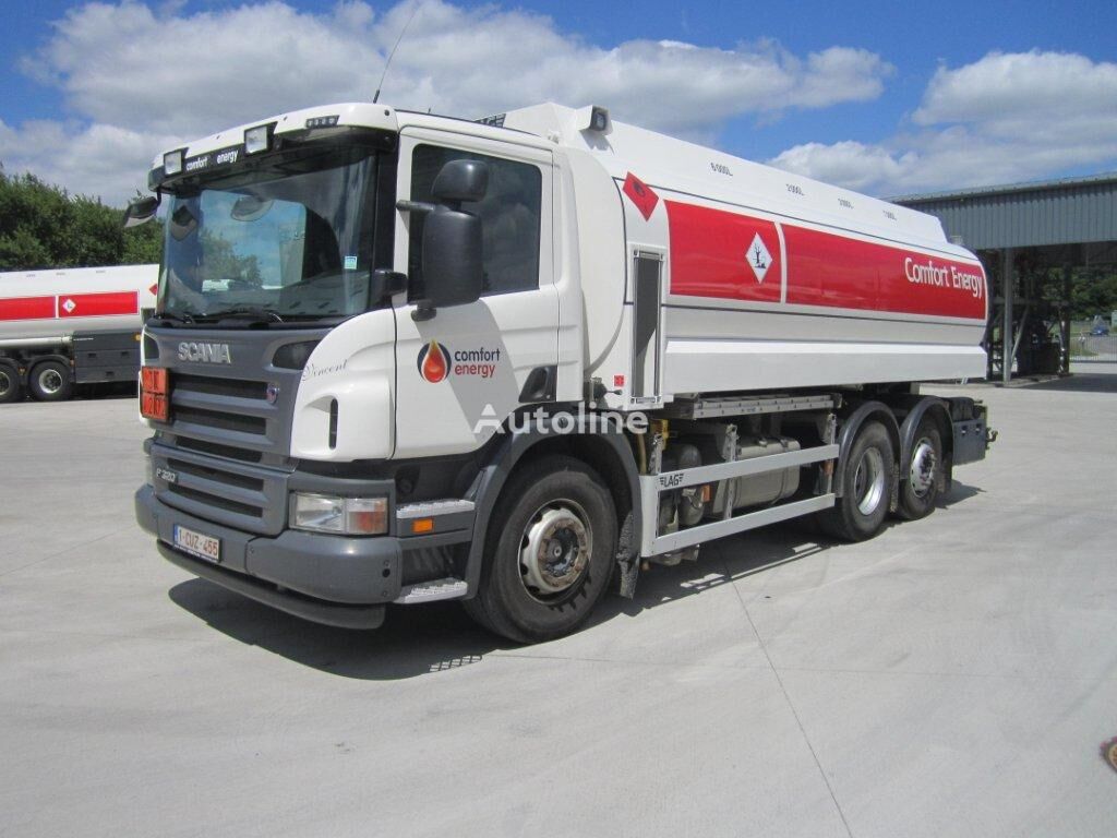 Scania P320 fuel truck