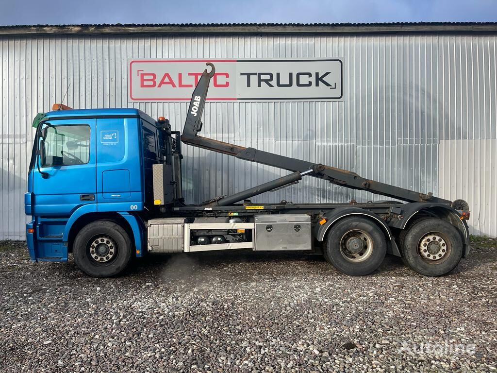 Mercedes-Benz Actros 2546 hook lift truck