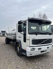 Volvo FL 250 milk tanker