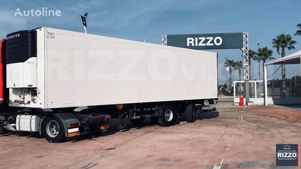 Schmitz Cargobull SK020 refrigerated semi-trailer
