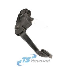 Volvo Gaasipedaal reostaadiga 7421059645 accelerator pedal for Volvo FL-240 truck tractor